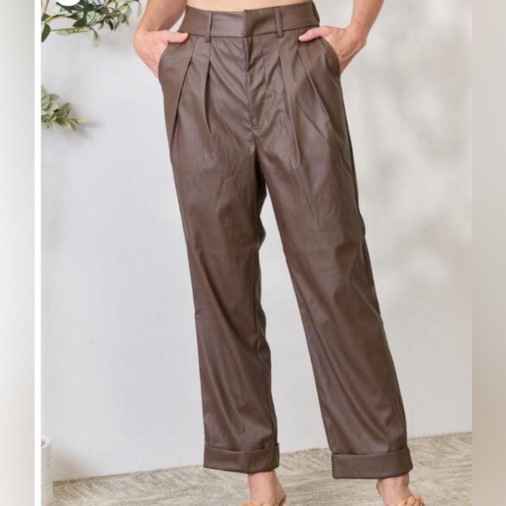 Zenana Vegan Leather Pleat Front Pants IN BLACK Size L